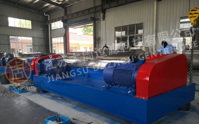 臥螺沉降離心機(jī)如何處理不同類型的工業(yè)污水？